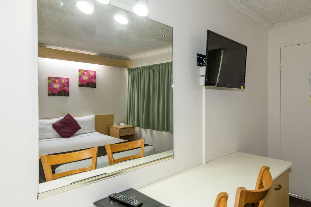 Coral Sands Motel แมคคาย ภายนอก รูปภาพ